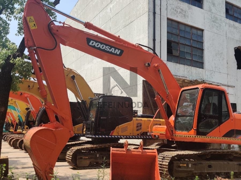 Korea Used Doosan Excavator DH220LC Crawler Machine For Mining