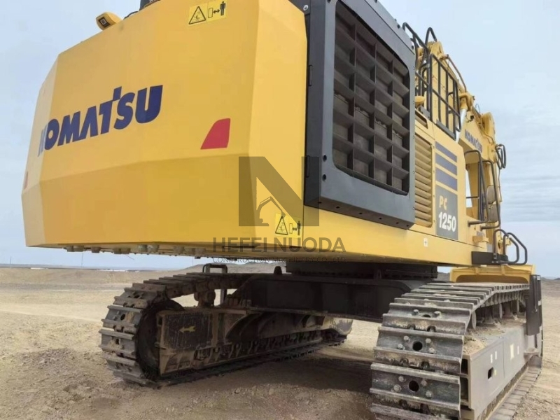 Hydraulic Used Komatsu Excavator PC1250 Crawler Large Digging Machine