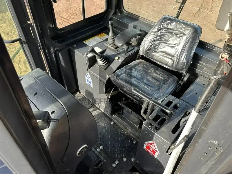 220HP Dozer Bull Dozer Tractor Crawler Bulldozer Dozer Bulldozer SD22 for Sale