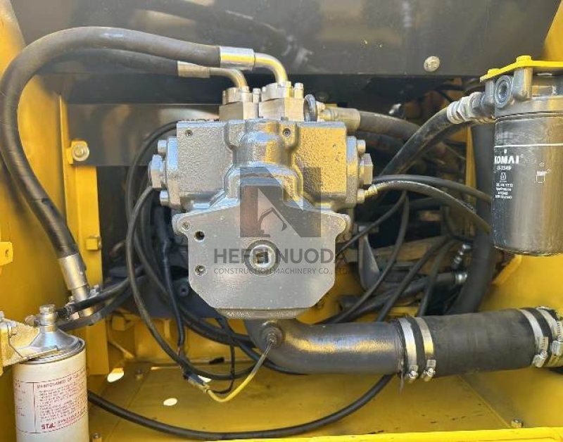 Secondhand Hydraulic Komatsu Mining Excavator Machinery PC220-7 22840KG
