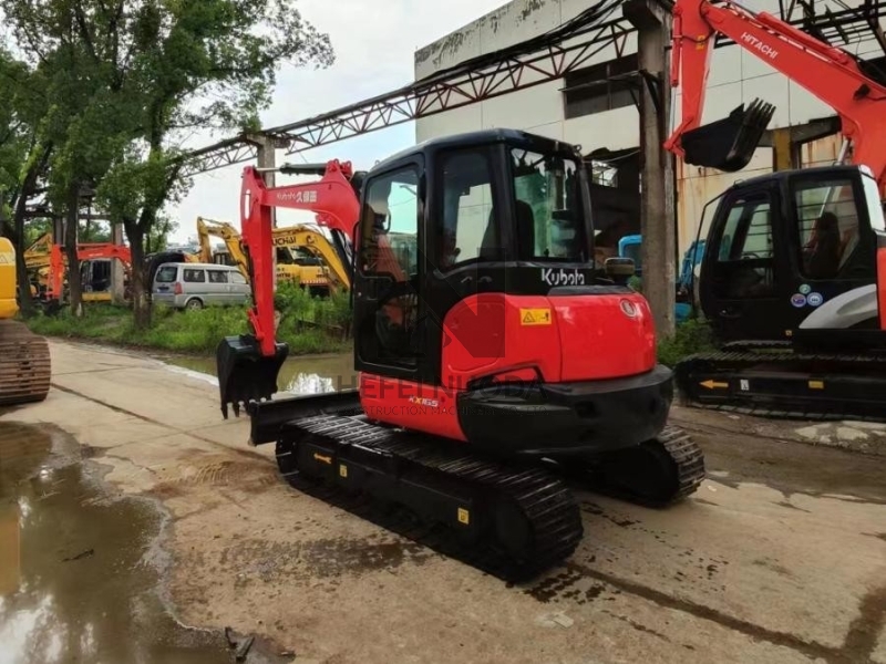 EPA Engine Old Kubota Mini Excavator Second Hand Kx165 5.5 Ton
