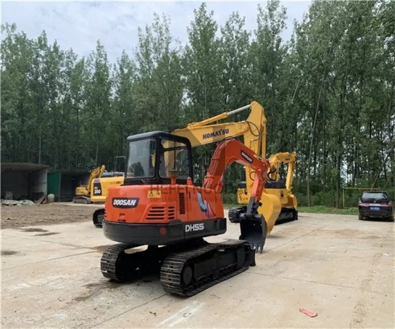 40.5KW Mini Used Excavator Doosan DH55 Second Hand Mini Digger