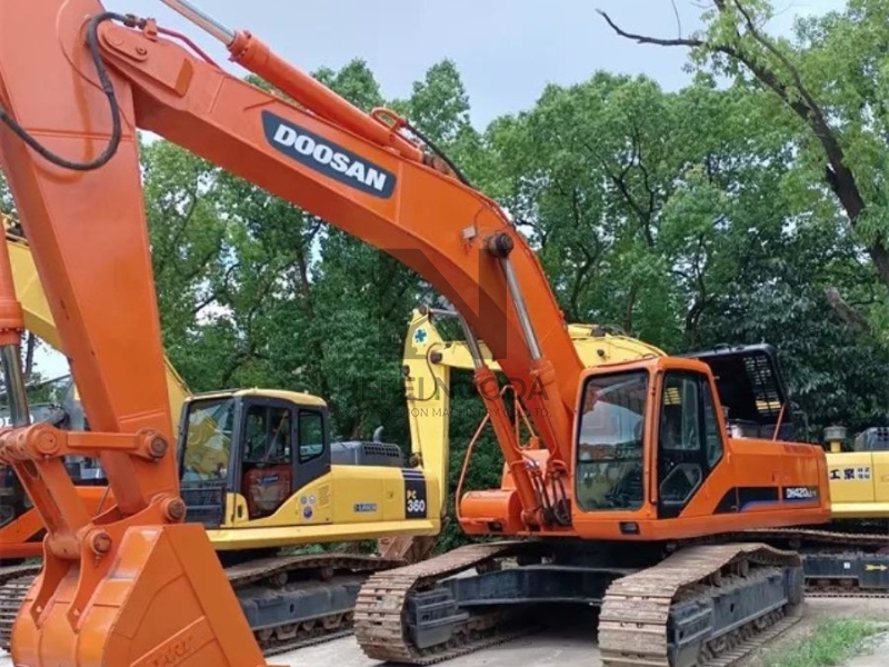 Secondhand Doosan DH420LC Earth Excavation Equipment Mining Digger