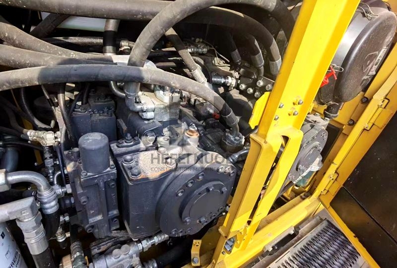 Efficient 65ton Excavator Used Komastu PC650 Heavy Construction Equipment for Sale