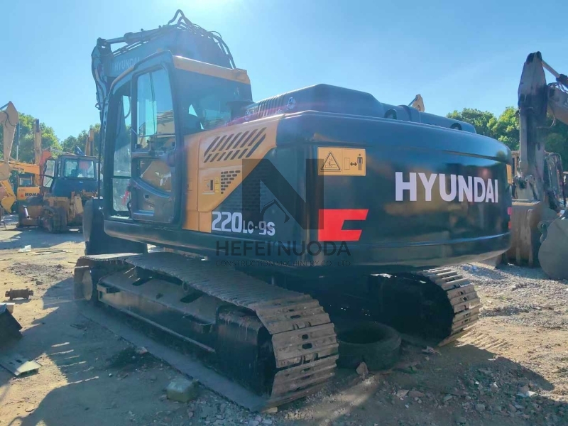 Korean brand Hyundai 220 stable performance good quality adapt to a variety of harsh environments cheap price 
