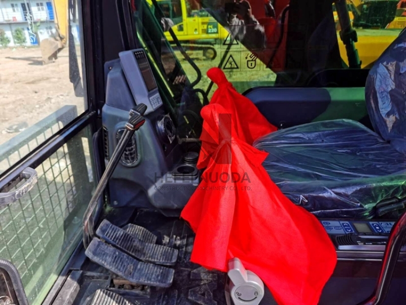 118KW 21900KG Hydraulic Used Sany Excavator SY215C SY215CPro