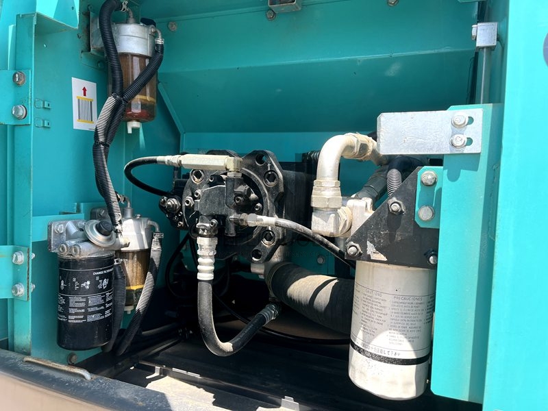 Good condition Used Excavator Kobelco SK200D for sale