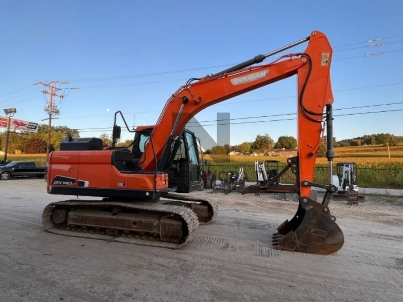Used Doosan DX140LC Ground Digging Machine 2nd Hand Diggers Excavator